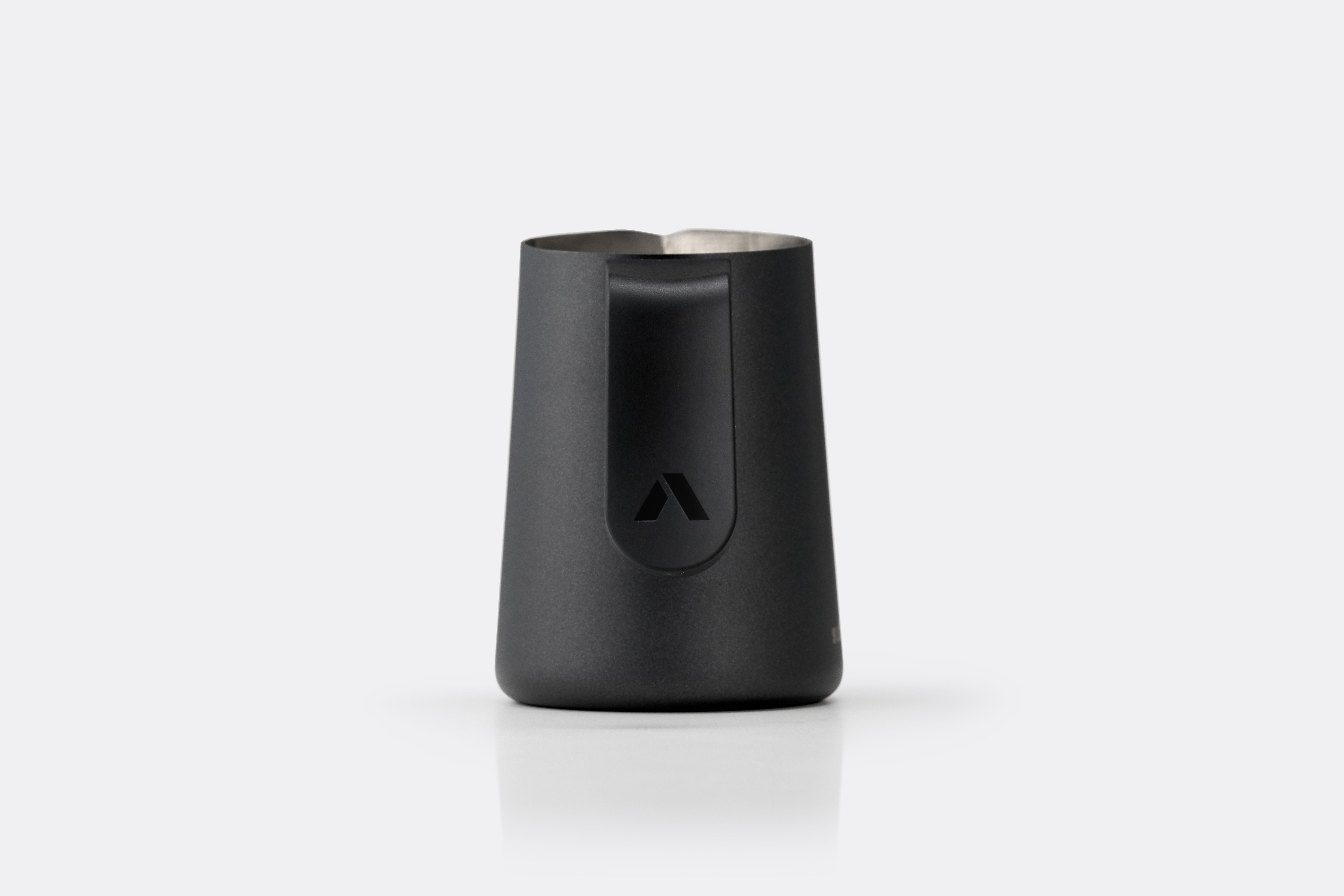 Subminimal FlowTip Milk Jug