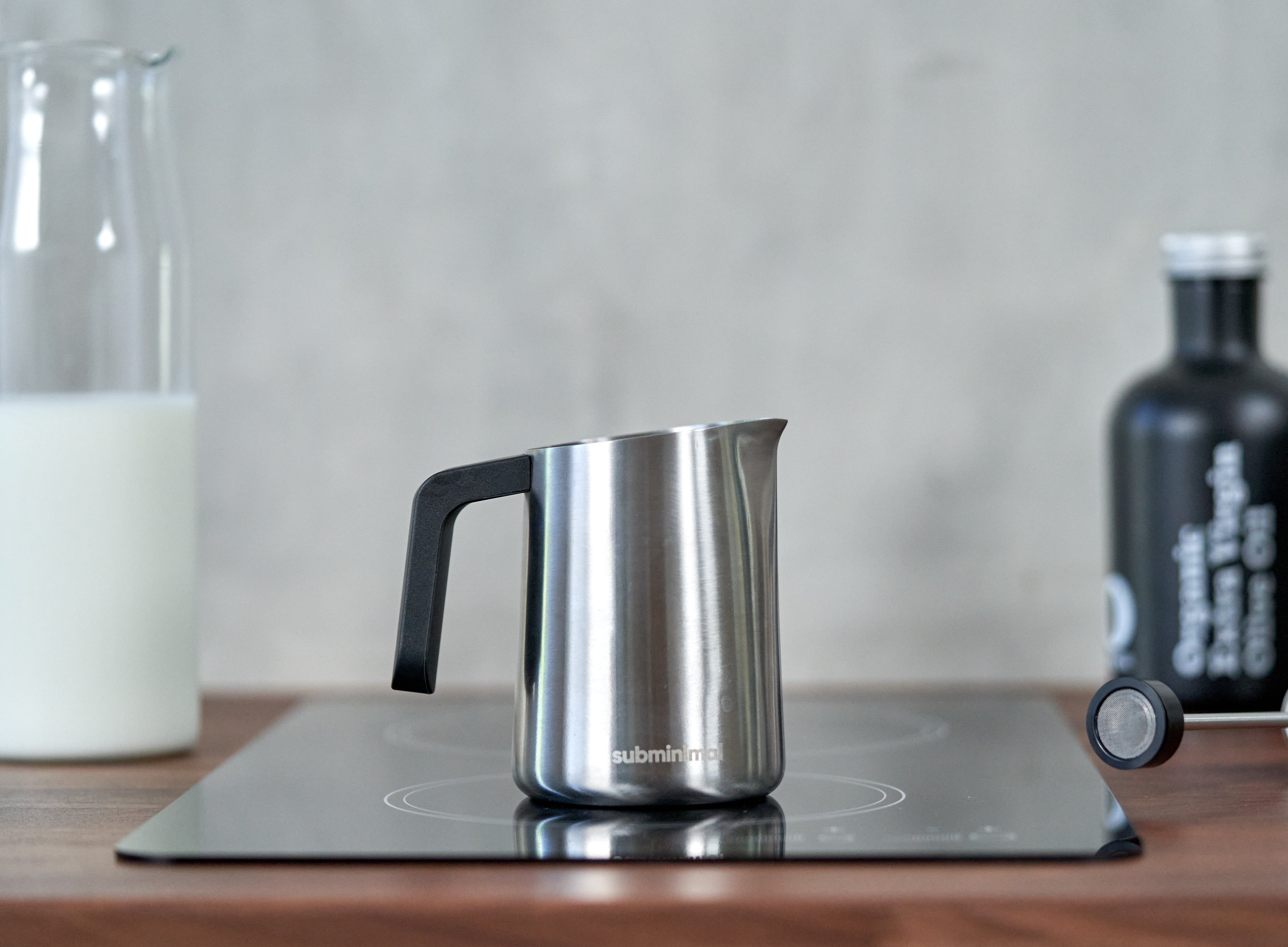 Subminimal FlowTip Milk Jug